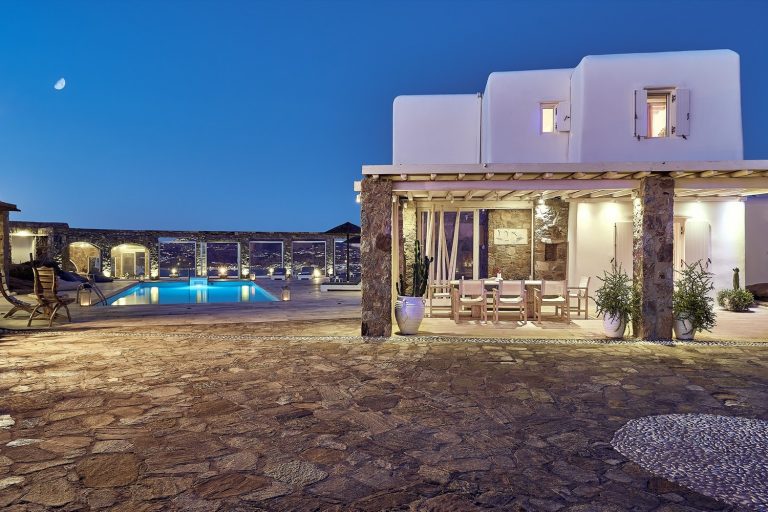 Luxury Villa Rentals in Mykonos- You Must Consider These Factors First